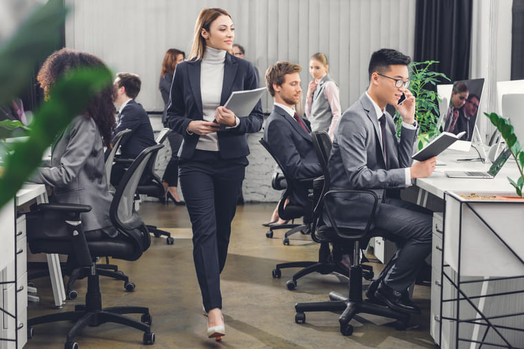 Estação de trabalho: como montar um ambiente mais produtivo na sua empresa